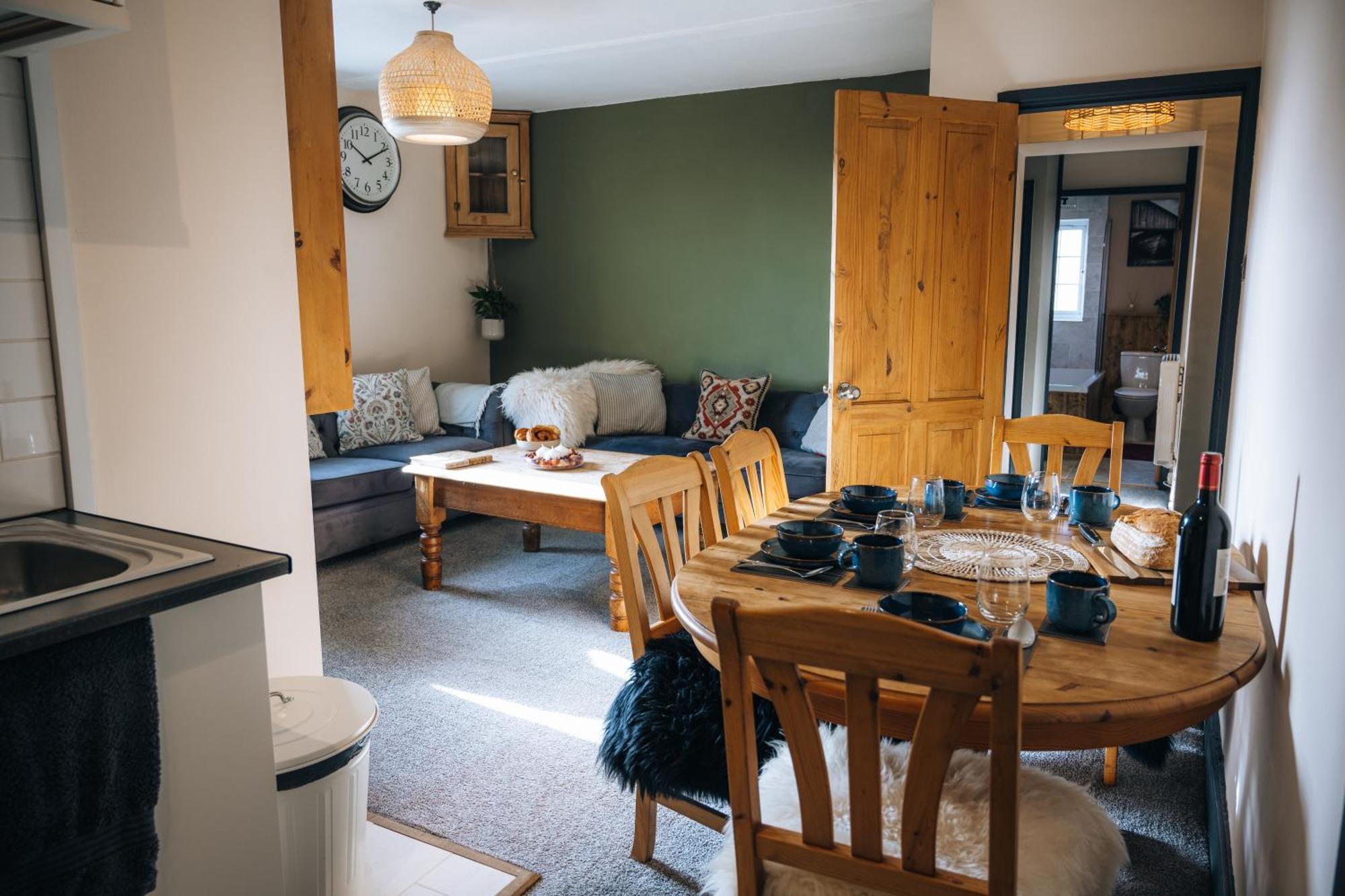 The Hideaway - Stratford Upon Avon - Central - Free Offstreet Parking - 2 Bedroom Luxury Apartment Екстериор снимка